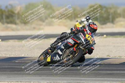 media/Nov-02-2025-CVMA (Sun) [[337aff29ab]]/Race 17-Amateur Supersport Middleweight/